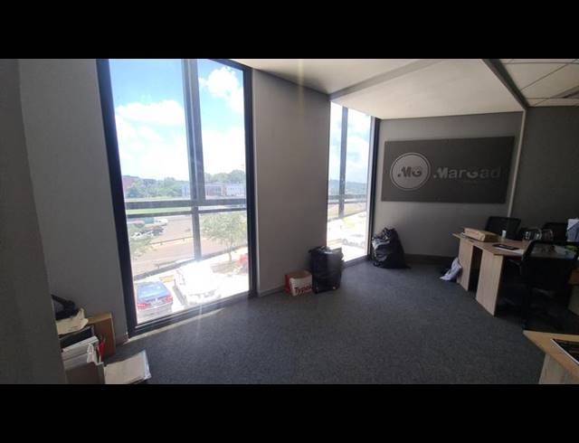 BUSINESS PROPERTY TO RENT IN MENLYN